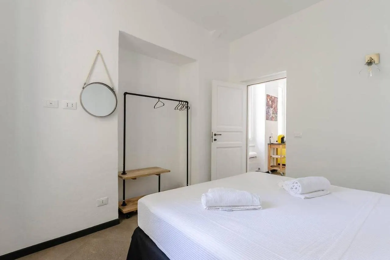 Castelli'S Apartments Campo 15 Genoa