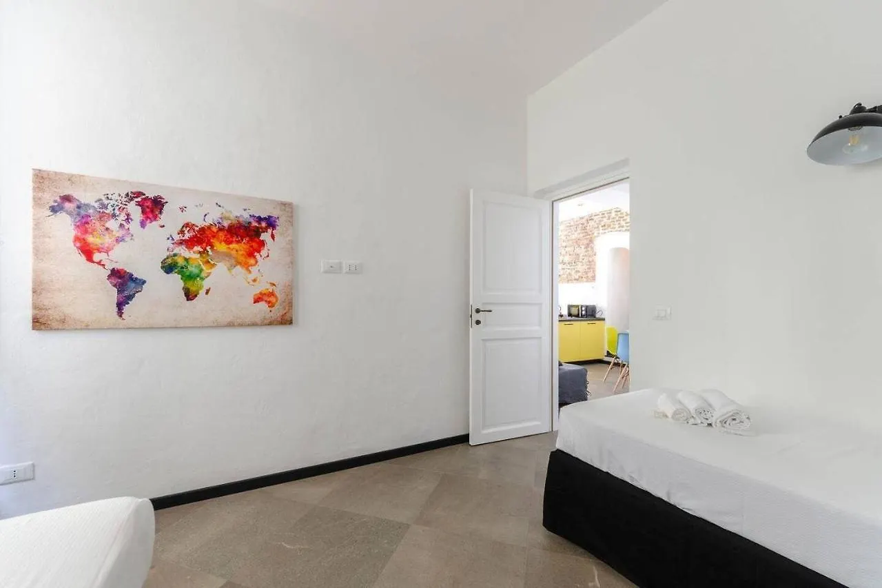 Castelli'S Apartments Campo 15 Genoa Italy