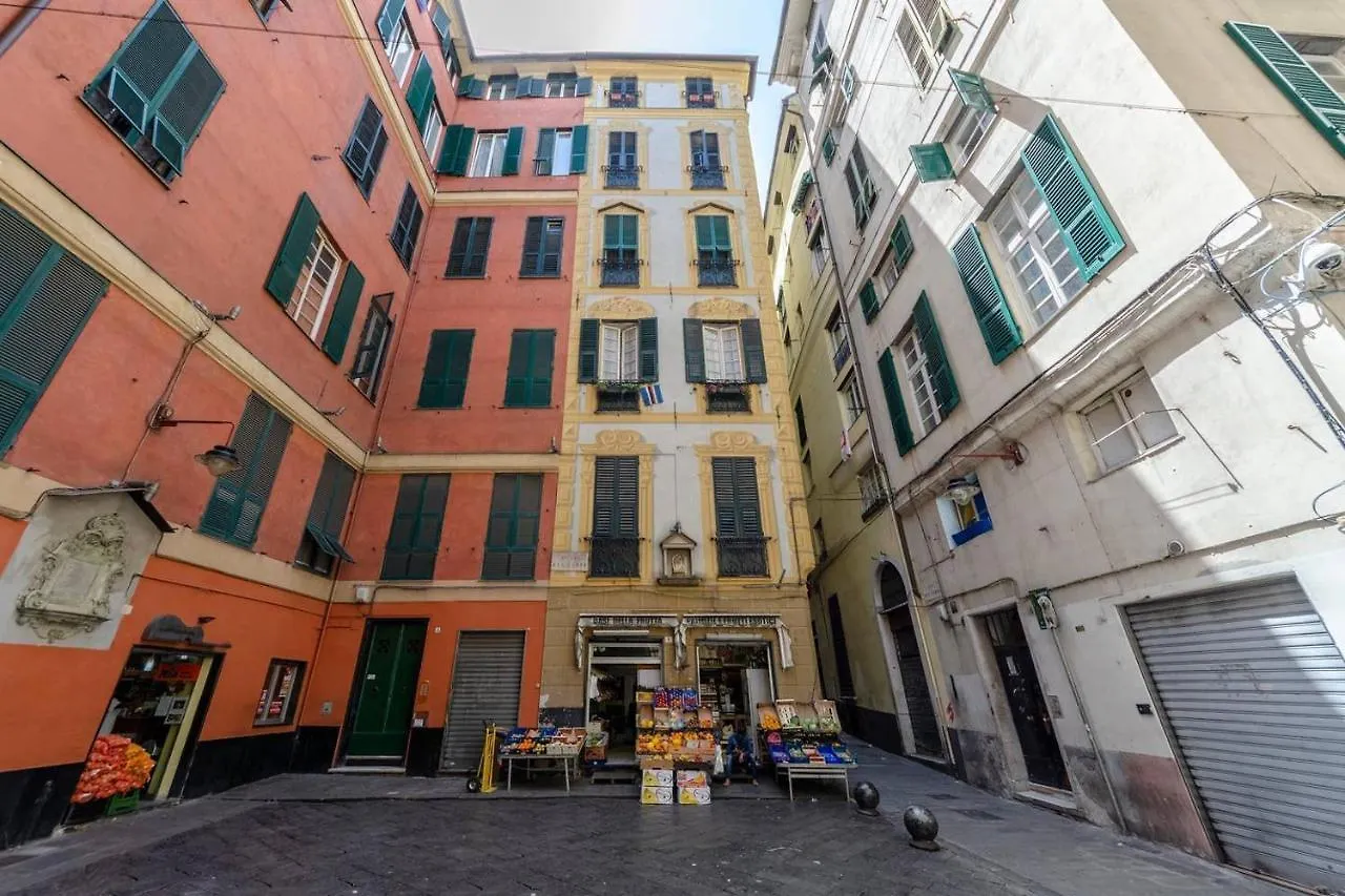 Castelli'S Apartments Campo 15 Genoa